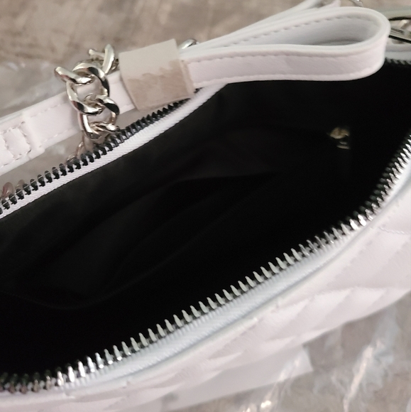 3X HOST PICK!!! White Quilted Multi Chain Strap Baguette Purse - Picture 5 of 5